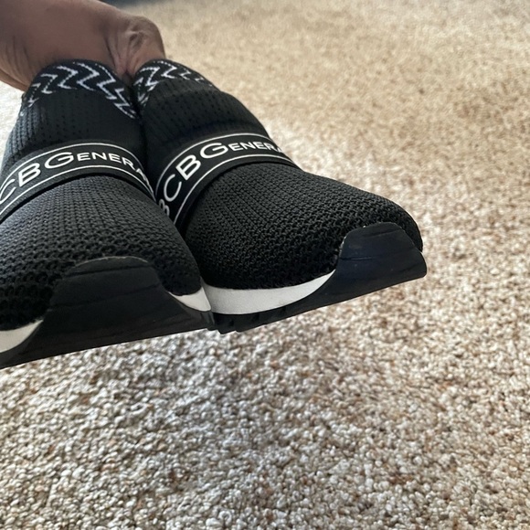 BCBGeneration Women's Lorena Slip On Black White Sneakers Shoes Size 7m - Picture 10 of 10